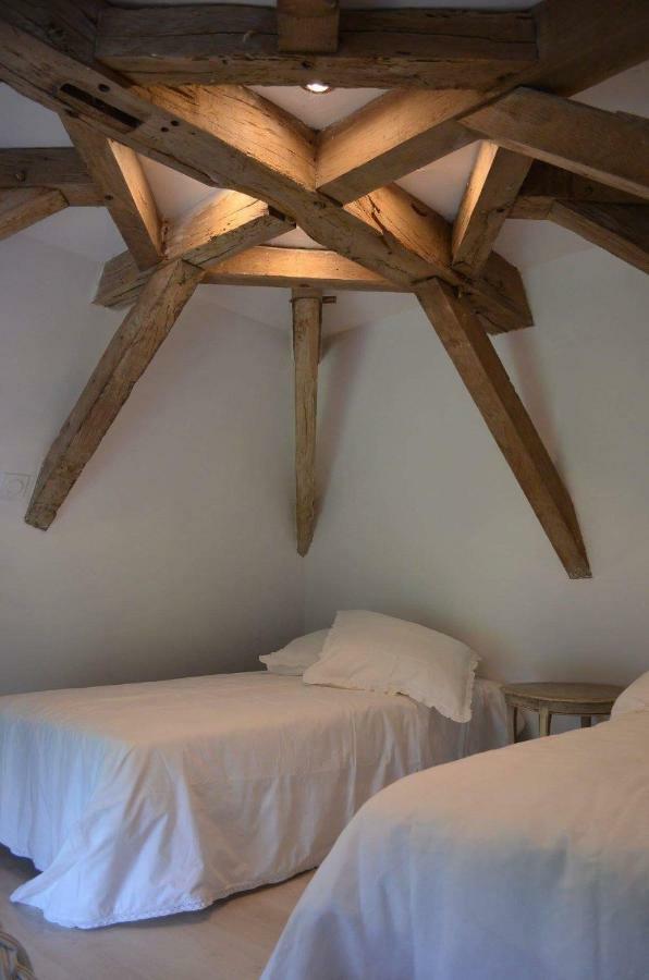 Le Pigeonnier De Chateau Picon Eynesse ภายนอก รูปภาพ